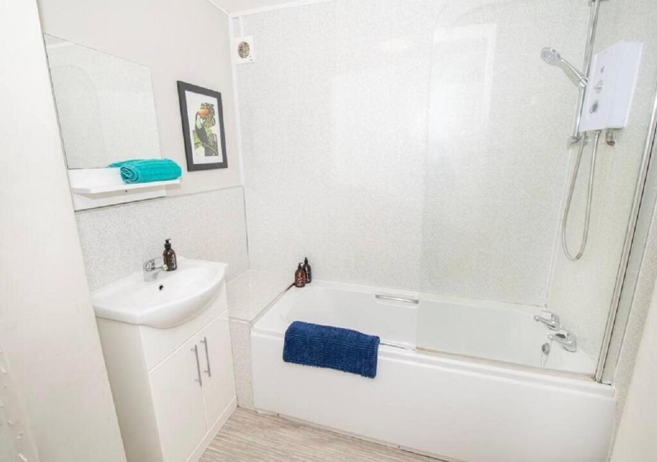 Apartamento Cormorant - Beautiful 2 Bed With Sea Views Old Town